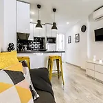 Luxury Penthouse Sea View Hortensia Apartments, Cristianos, Tenerife * ロスクリスティアーノス