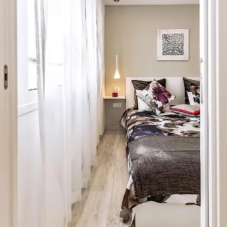 Luxury Sea View Penthouse, Hortensia Apartments, Cristianos, Tenerife 아파트