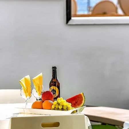 Luxury Sea View Penthouse, Hortensia Apartments, Cristianos, Tenerife * Los Cristianos (Tenerife)