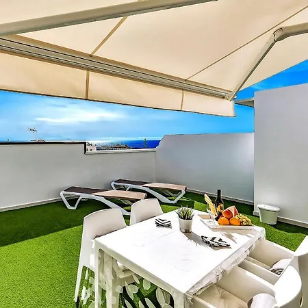 Luxury Sea View Penthouse, Hortensia Apartments, Cristianos, Tenerife Los Cristianos (Tenerife)