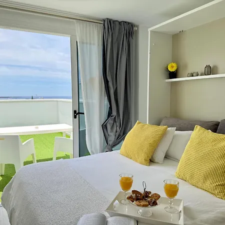 Luxury Sea View Penthouse, Hortensia Apartments, Cristianos, Tenerife * 로스크리스티아노스