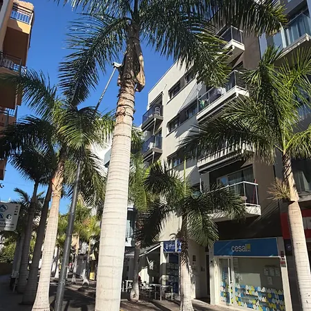 Luxury Sea View Penthouse, Hortensia Apartments, Cristianos, Tenerife 로스크리스티아노스