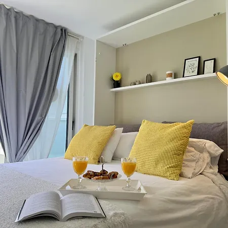 Luxury Sea View Penthouse, Hortensia Apartments, Cristianos, Tenerife Lägenhet *