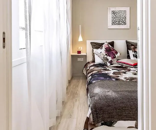 Luxury Penthouse Sea View Apartments, Cristianos, Tenerife Apartamento